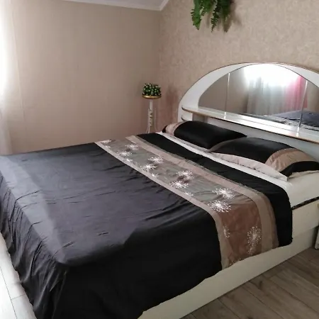 Apartament On Komarova 29 Вулиця Комарова 29 Kropyvnytskyi Exterior photo
